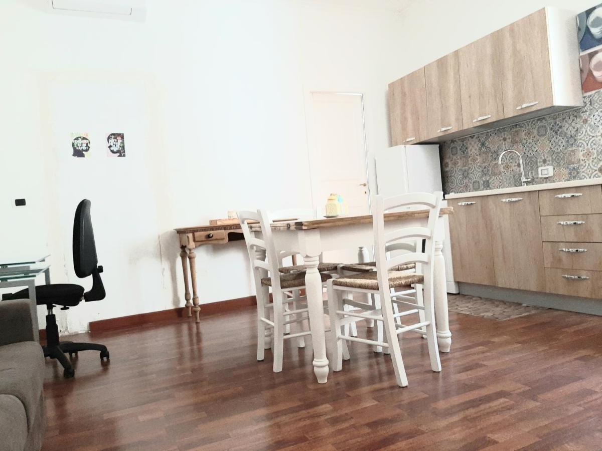 Dimora Sagrado Apartment Lecce Bagian luar foto